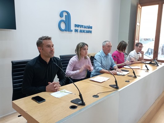 Compromís recurre el decreto de admisión escolar ante el TSJ y pide su suspensión cautelar