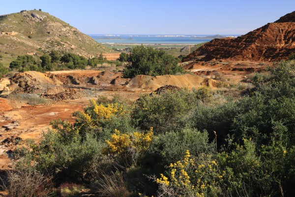El MITECO culmina la tramitación ambiental de la restauración de la Sierra Minera