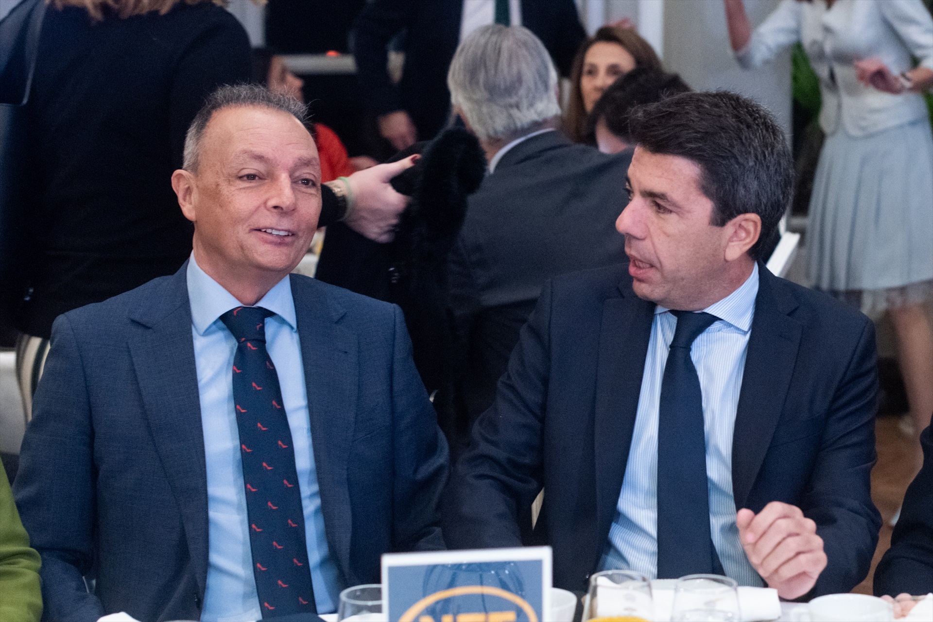 Salvador Navarro y Carlos Mazón en una imagen de archivo. Foto: G. VALIENTE/EP - 