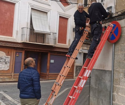 El Ayuntamiento de Cehegín refuerza la seguridad con la instalación de cámaras en la Calle Ginés de Paco
