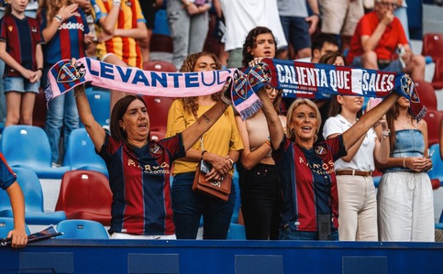 El Levante pone a la venta 1.080 entradas para el duelo ante el Villarreal B en La Cerámica