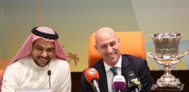 La jueza cree que el contrato de la Supercopa incluyó terrenos en Arabia para Rubiales