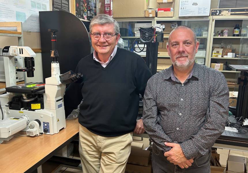 Manuel Martínez Corral, catedrático de Óptica de la UV e impulsor de la spin-off junto a Genaro Saavedra Tortosa, también catedrático de Óptica. Foto: UV - 
