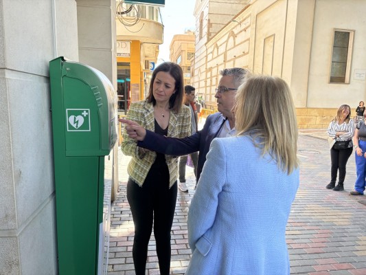 Águilas cuenta con desfibrilador en el corazón de la ciudad