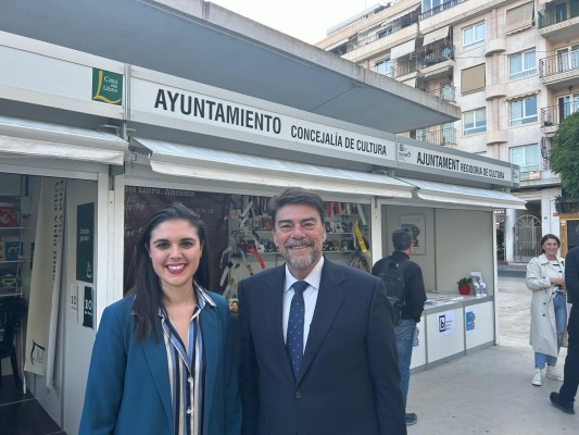 Beldjilali apunta a los cambios en la Feria del Libro de Alicante como 