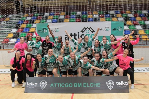 Un Attigco Elche enrachado busca el pase a la semifinal de la Liga ante el Beti-Onak
