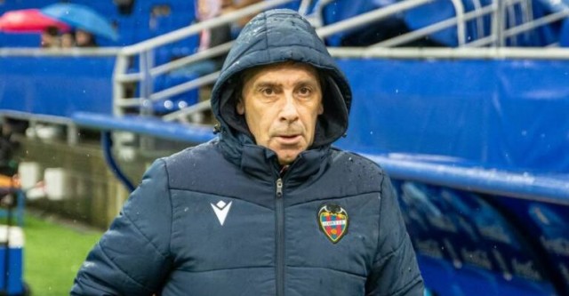 El amargo cumpleaños de Felipe, incapaz de hacer reaccionar al Levante