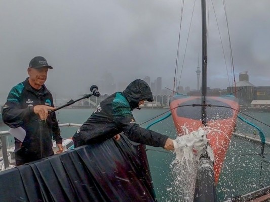 La botadura de los AC75 comienza a revelar los secretos e innovaciones de los equipos de la America’s Cup
