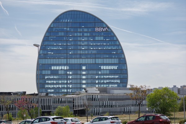BBVA gana 2.200 millones de euros en el primer trimestre, un 19,1% más