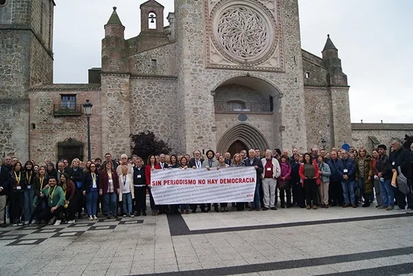 Periodistas defienden en Talavera un periodismo veraz en medio de 