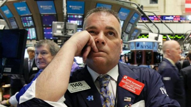 Wall Street cierra con fuertes pérdidas superiores al 3% en sus principales índices