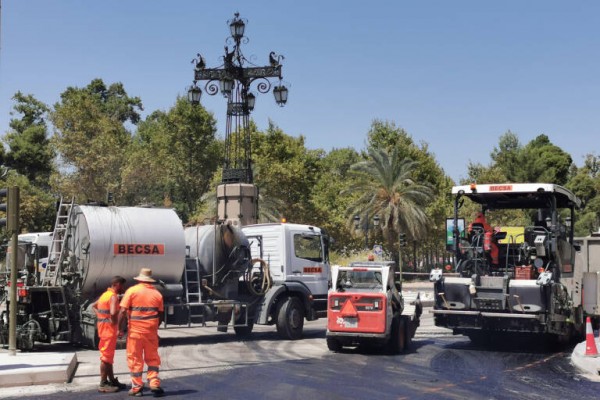 Castelló aumenta un 40% el nuevo contrato para asfaltar las calles: tres millones de euros hasta 2027