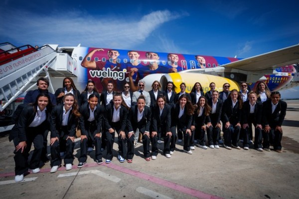 Mapi León acompaña a Londres a un Barça al completopara la vuelta de las semis de la Champions