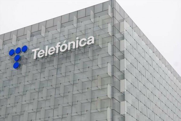 La SEPI supera ya el 6% en el capital de Telefónica