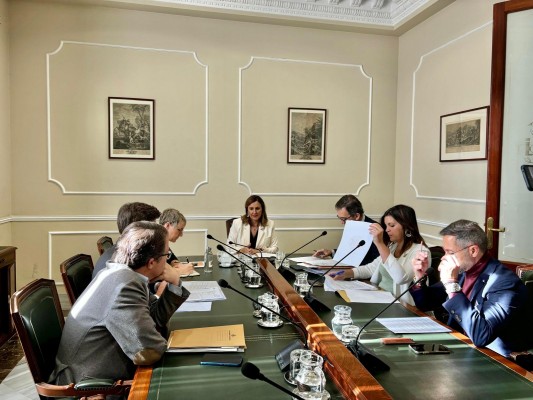 Catalá cita a los portavoces el 9 de mayo 