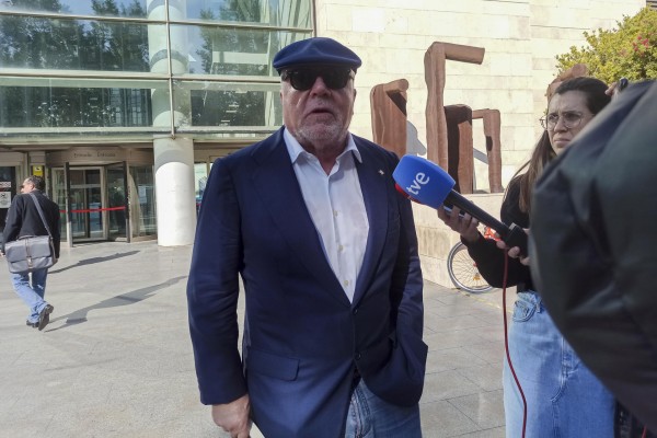 Villarejo insiste en el montaje contra Zaplana: 