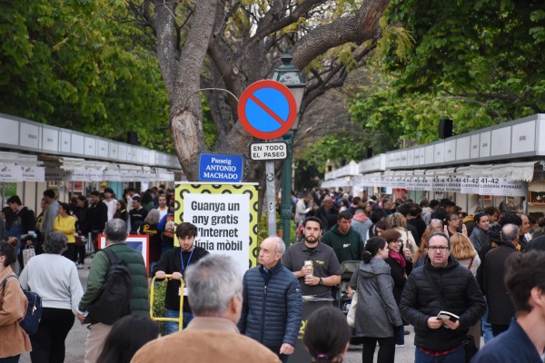 La Fira del Llibre abre sus puertas