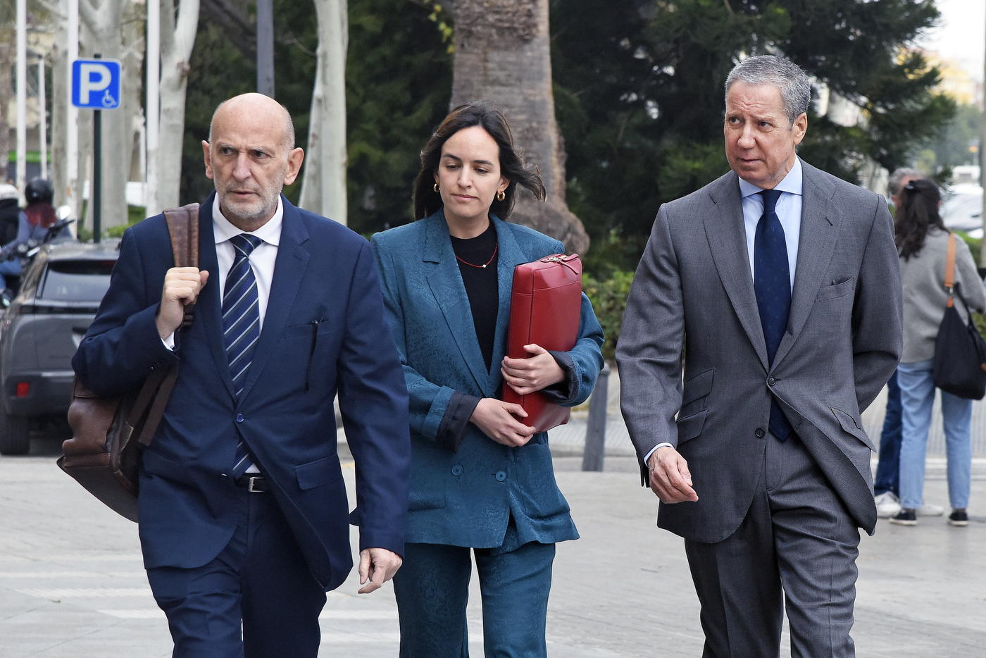 Un reloj, pisos, televisores o una donación para sus hijas: la UCO detalla los gastos de Zaplana 