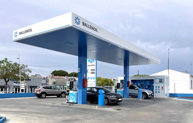 Ballenoil entra en la provincia con dos estaciones de servicio, una en Castelló y otra en Burriana