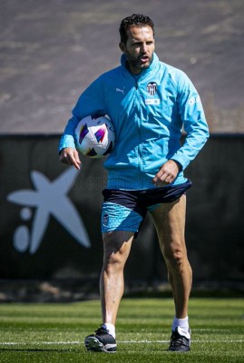 Baraja prepara el partido de Montjuic sin novedades desde la enfermería