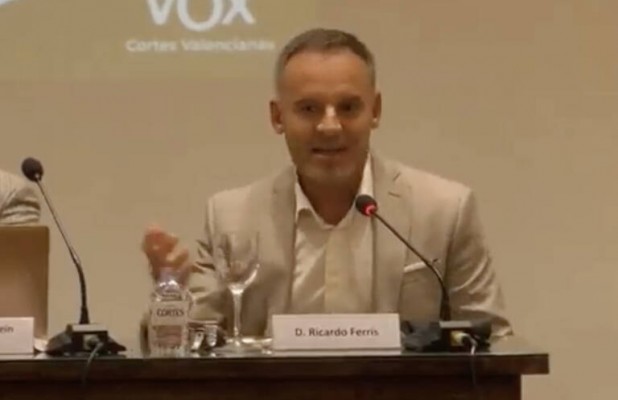 La Fiscalía pide 3 años de cárcel para el exinspector que asoció delincuencia con inmigración
