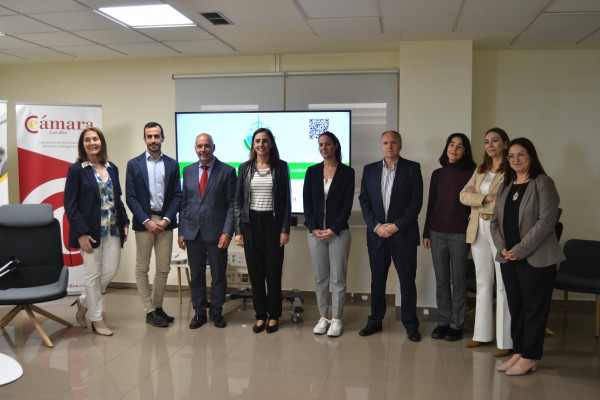 Unas 30 pymes locales impulsan su sostenibilidad en una jornada en la Cámara de Castellón