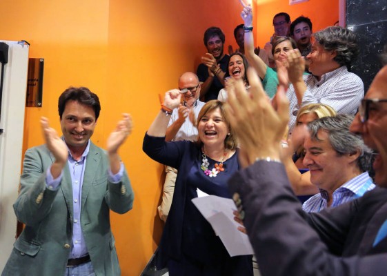 PP y Ciudadanos sumarían mayoría absoluta en Les Corts con los resultados del 26J
