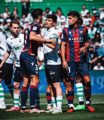 Jorge Cabello: “Mi padre se echó a llorar cuando le dije que era titular”
