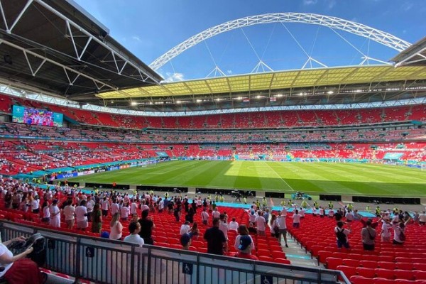Wembley ya prepara la final de la Champions