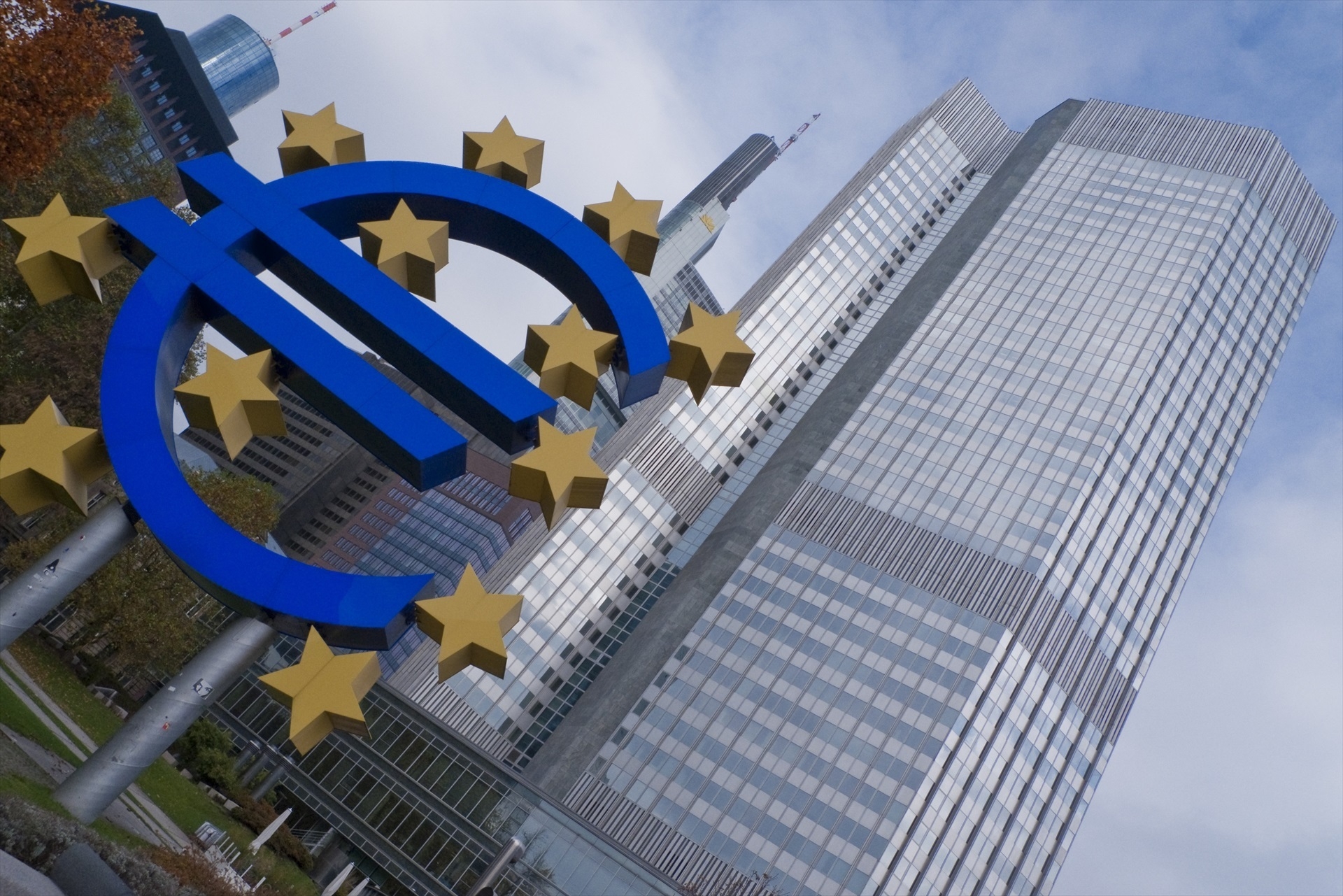 La inflación toma caminos diferentes en Estados Unidos y Europa