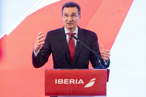Iberia espera salvar objeciones de Bruselas de la semana próxima a la compra de Air Europa