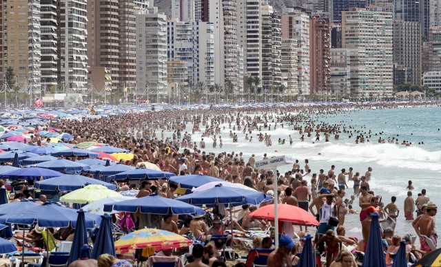 Turismo invasivo