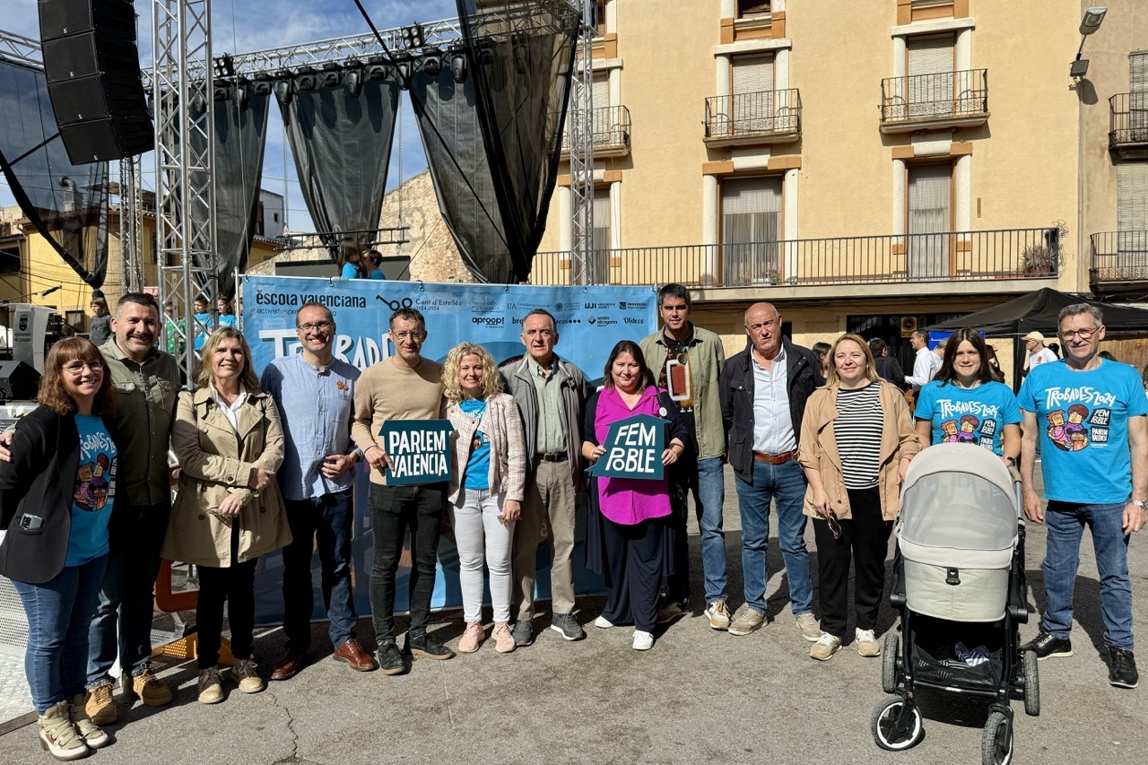 El PSPV y Compromís reivindiquen l'ús del valencià a la Trobada d'Escola Valenciana a Cabanes
