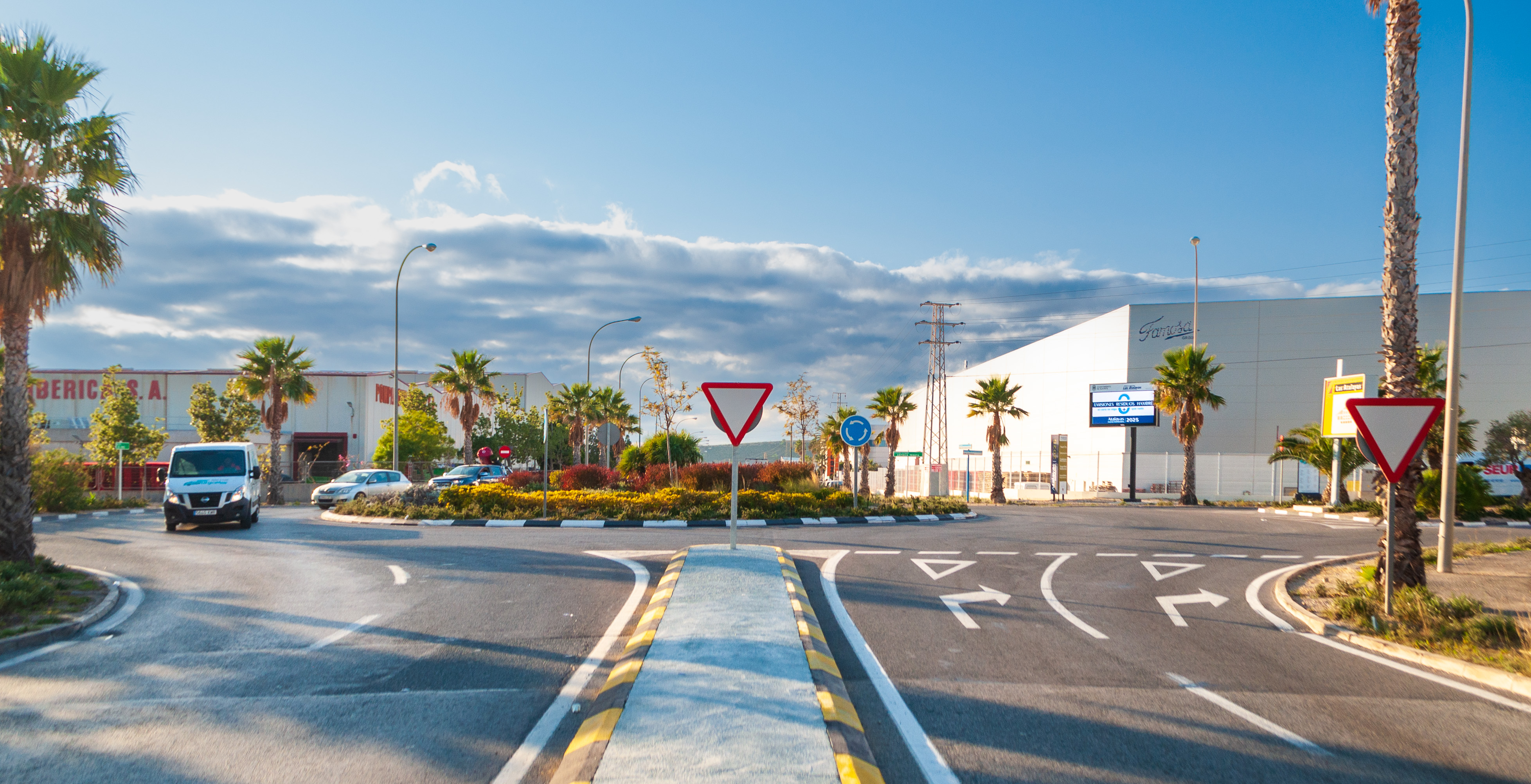 Industria incrementa un 23% las ayudas para la mejora de la gestión de las áreas industriales