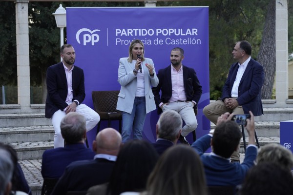 Marta Barrachina elige a Nacho Navarro para 