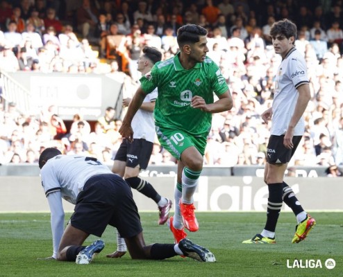 El Betis arrebata la séptima plaza al Valencia