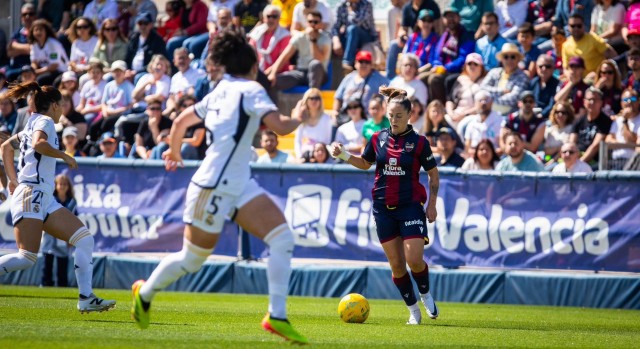 Linda Caicedo 'mata' al Levante