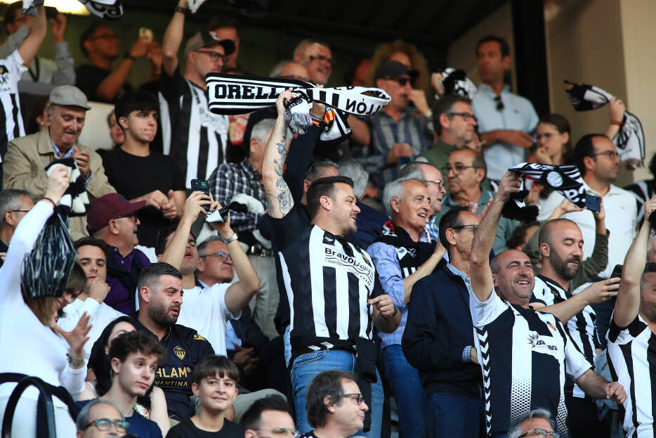 La afición del Castellón adquiere 600 entradas para Murcia en menos de una hora... y tiene 400 más