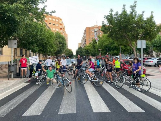 Las asociaciones por la movilidad sostenible de Cartagena se plantan por la falta de 
