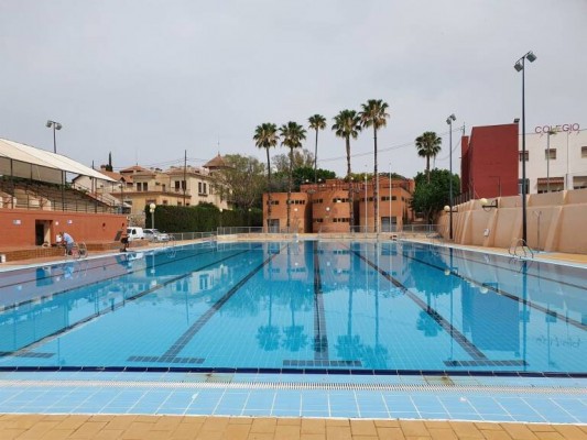 Scharlab SL será la encargada de hacer en Murcia los controles de aguas en piscinas y de legionela 
