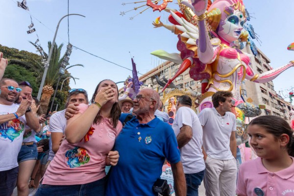 Alicante convoca los premios de Fogueres y ajusta el jurado para evitar empates en las votaciones