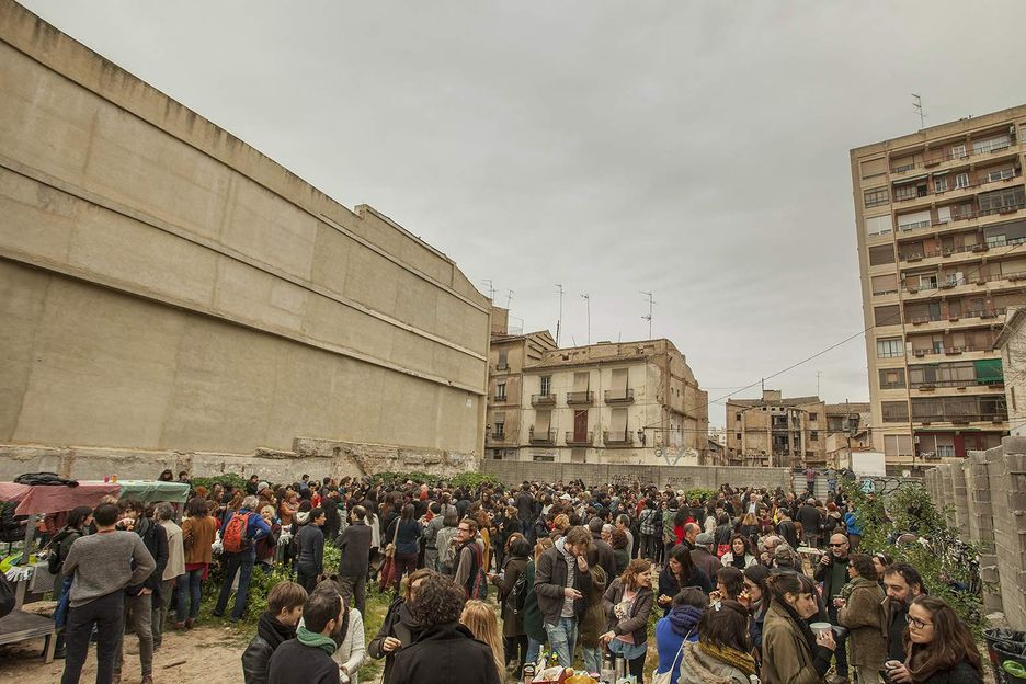 Espacios inacabados: los jóvenes del Carmen reivindican el solar del IVAM en un documental