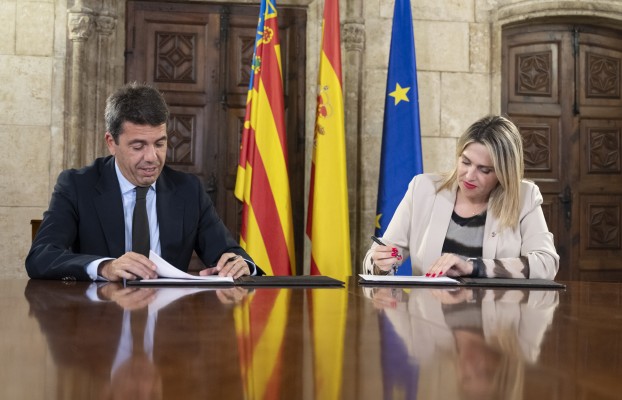 Barrachina y Mazón firman su colaboración para ayudar a municipios menores de 20.000 habitantes