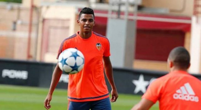 Aderllan Santos, ofrecido al Espanyol