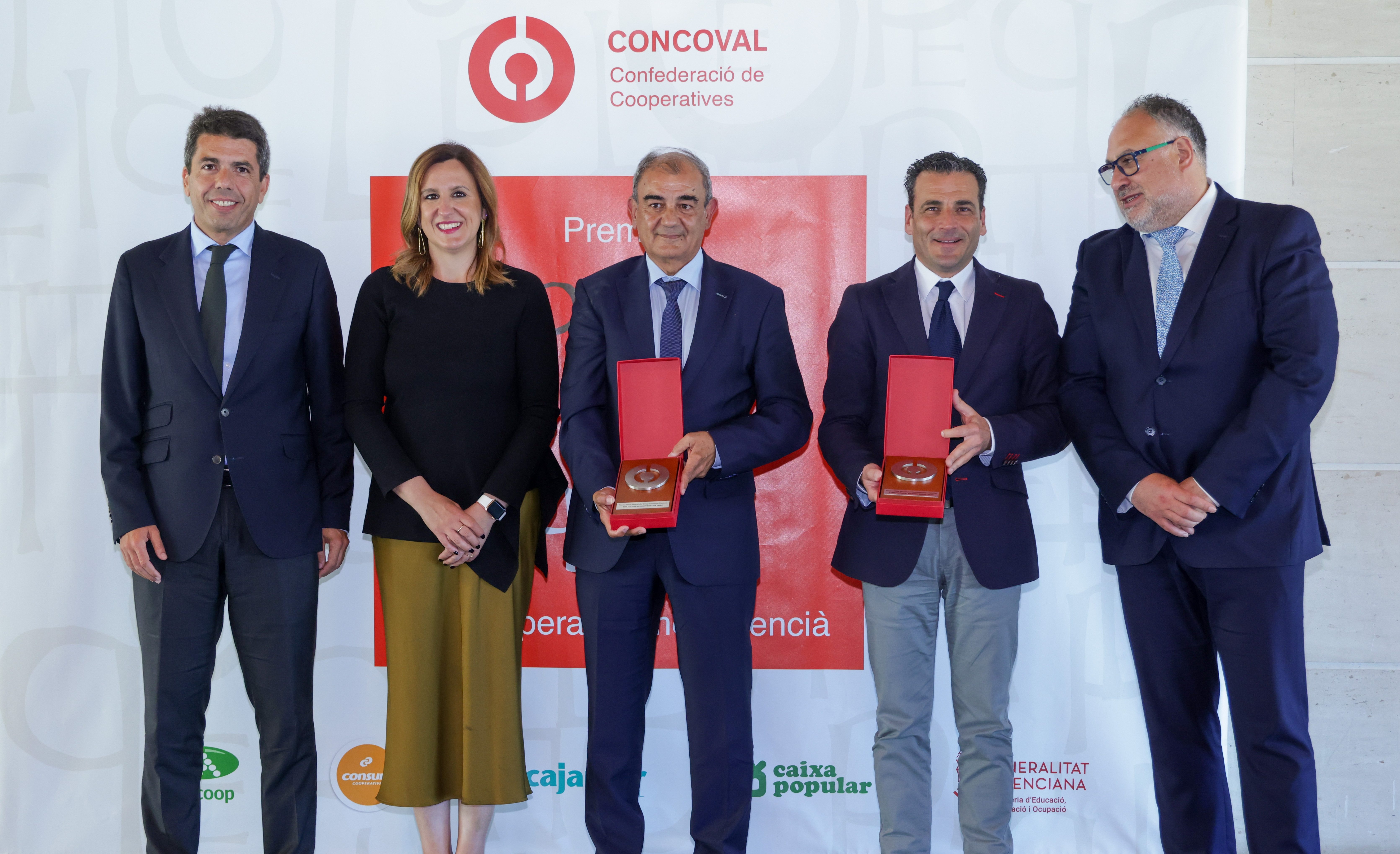 Concoval reconoce a Pedreño y À Punt por su trabajo en el avance del cooperativismo