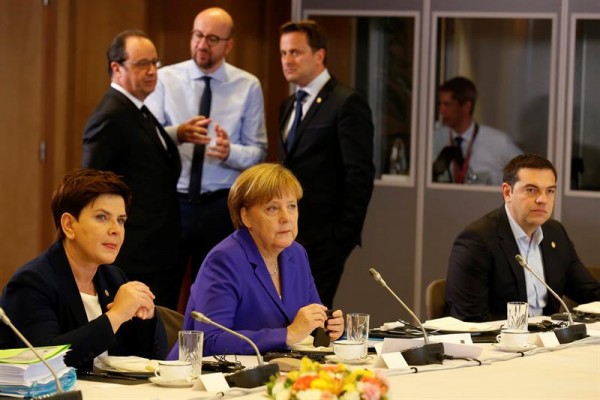 Los Veintisiete comienzan su encuentro sin el Reino Unido para mostrar unidad y diseñar el futuro de la Unión Europea