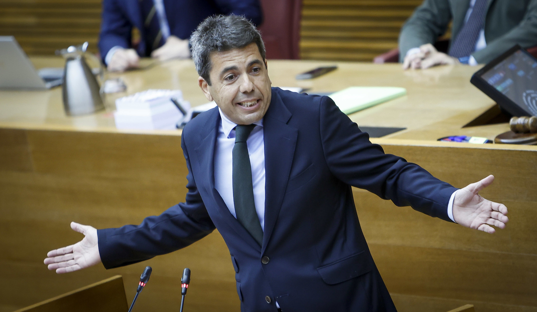 Carlos Mazón. Foto: JOSÉ CUÉLLAR/CORTS VALENCIANES - 