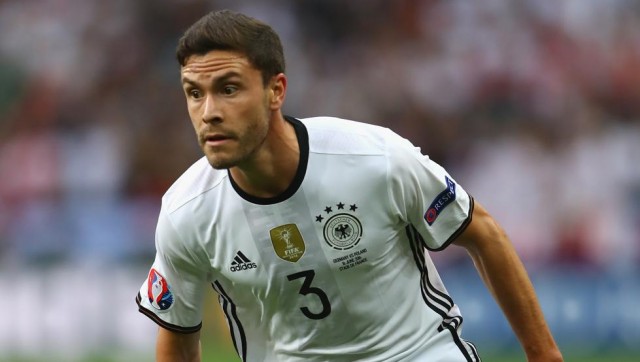 Jonas Hector no se entrena por una infección en la vías respiratorias