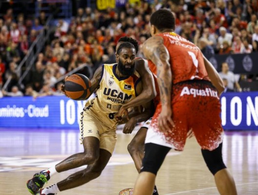 El UCAM CB, en el Palau con la asignatura pendiente de ganar a los grandes fuera 