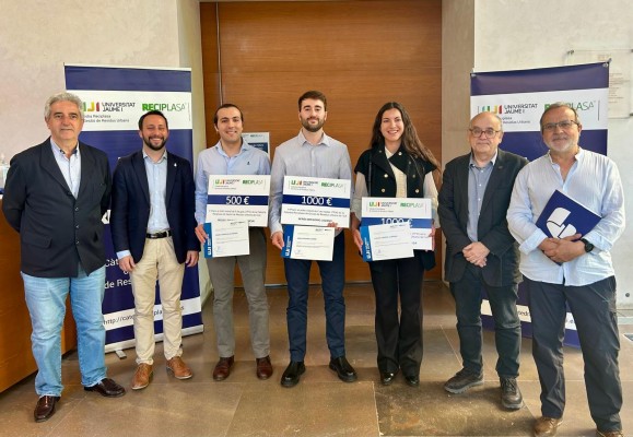 La cátedra de la UJI y Reciplasa premia los mejores TFG y TFM sobre innovación y sostenibilidad